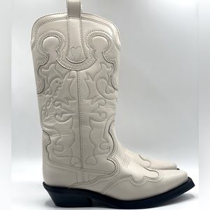 GANNI Boots‎ size 7 
, White Mid Shaft
- Embroidered Western see *NOTE*